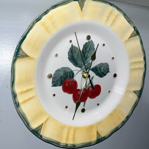 11” Custom Handmade Plate Clock BEAUTIFUL!! - Picture 6 of 7